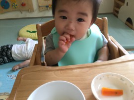 ぴよぴよ(*'ω'*)赤ちゃんクラスのご飯だよ☆